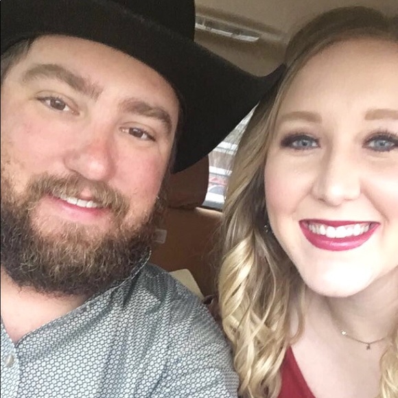 Meet your Posher, Laurin - Picture 1 of 1